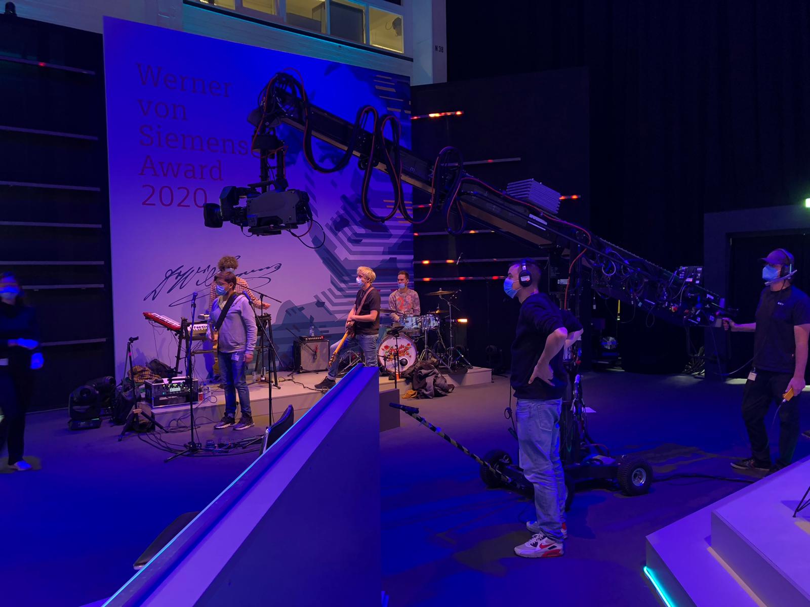 SIEMENS-LIVESTREAM-BERLIN3